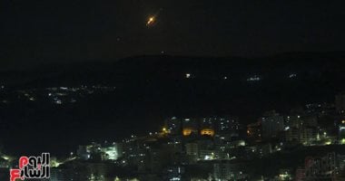إعلام إسرائيلى: دوى انفجارات بعد إطلاق نحو 70 صاروخا من إيران وتوقعات بأنها تتجه نحو ديمونا والنقب