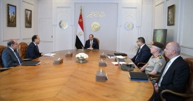 الرئيس السيسى يؤكد أهمية توطين الصناعة فى مجال إنتاج مستلزمات محطات التحلية020 الرئيس السيسى يؤكد أهمية توطين الصناعة فى مجال إنتاج مستلزمات محطات التحلية