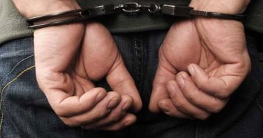 مدمن مخدرات يفصل رأس والده عن جسده بالسكين فى قرية الكوبانية بأسوان020 مدمن مخدرات يفصل رأس والده عن جسده بالسكين فى قرية الكوبانية بأسوان