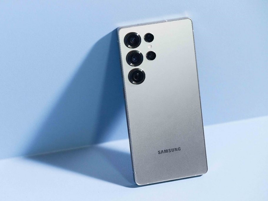 شائعات: سلسلة Galaxy S26 تصميم أنحف وعدسة تكبير أكثر وضوحا