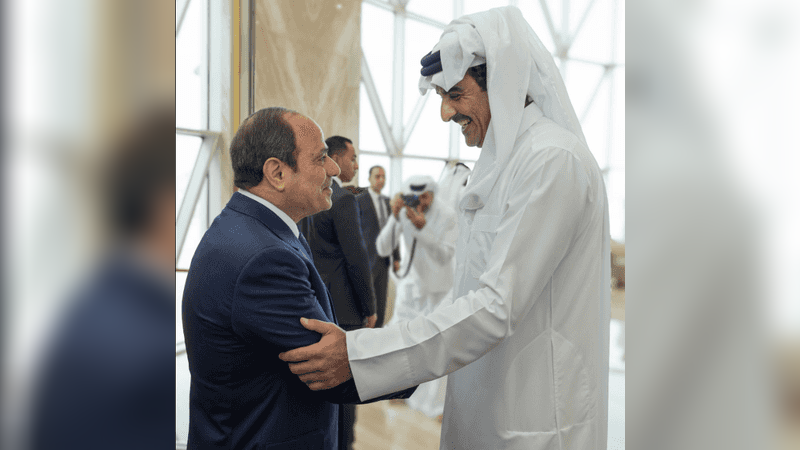 أمير قطر يستقبل الرئيس المصري في الدوحة