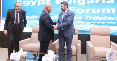 كامل الوزير: وزارة النقل تنفذ خطة تطوير للبنية التحتية بـ 2 تريليون جنيه020 كامل الوزير: وزارة النقل تنفذ خطة تطوير للبنية التحتية بـ 2 تريليون جنيه