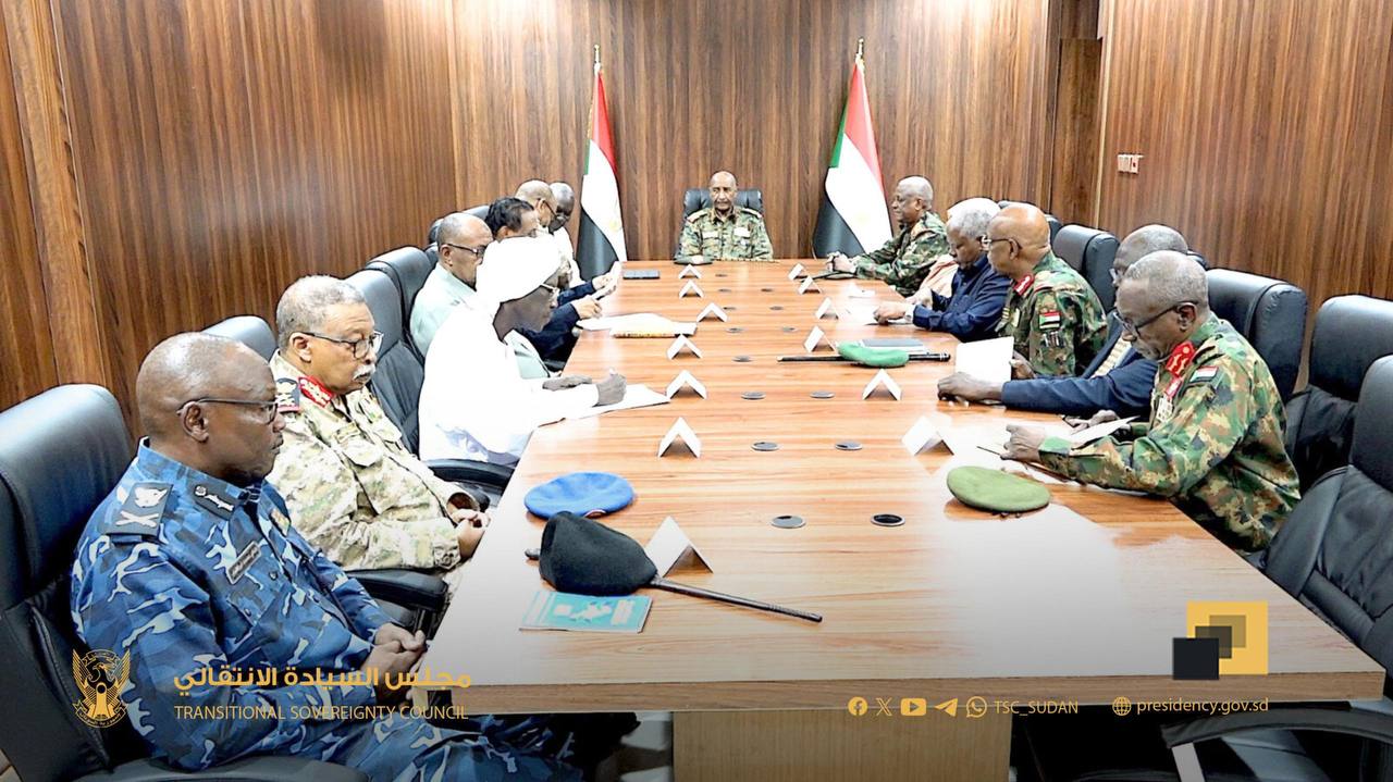 مجلس الأمن والدفاع يعقد اجتماعا بشأن التطورات في المثلث020 مجلس الأمن والدفاع يعقد اجتماعا بشأن التطورات في المثلث