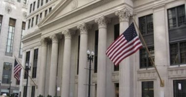 وزير الخزانة الأمريكية: قد نرفع العقوبات عن النفط الروسى