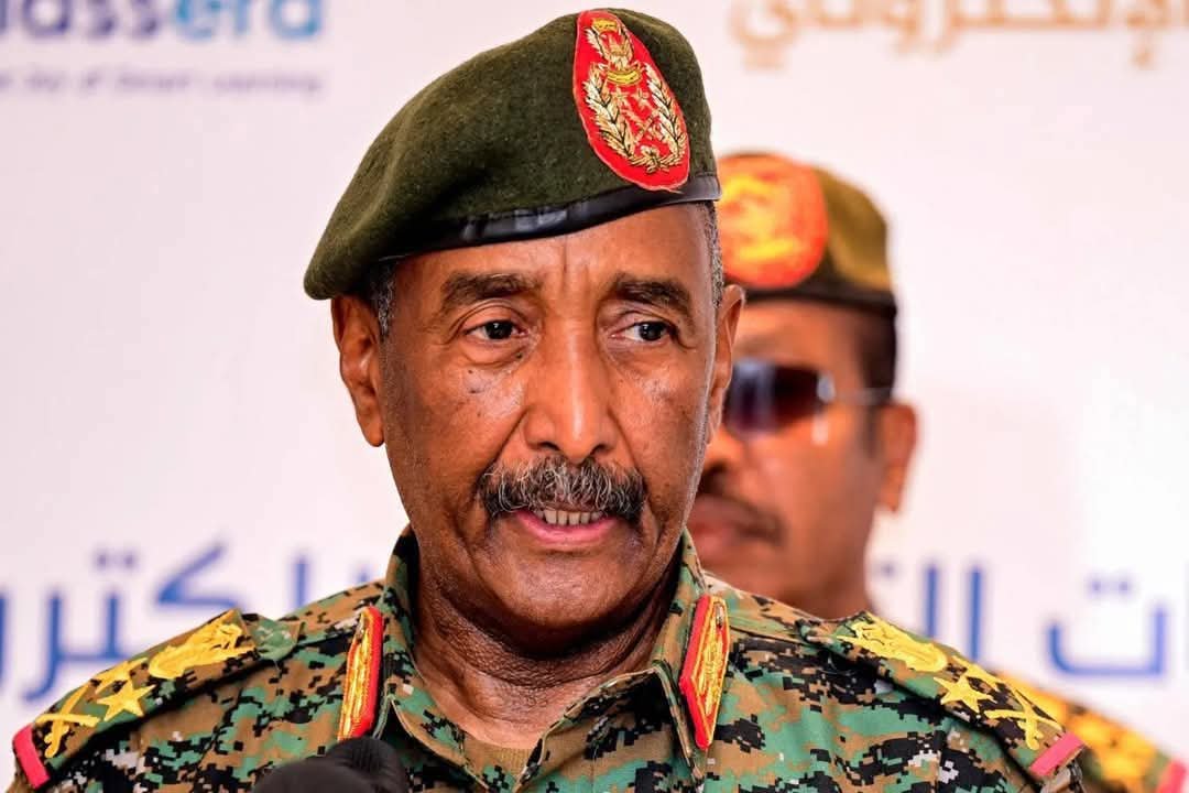 السودان: البرهان يصدر مرسوم دستوري بتعيين كامل إدريس رئيسا للوزراء.. تعرف عليه020 السودان: البرهان يصدر مرسوم دستوري بتعيين كامل إدريس رئيسا للوزراء.. تعرف عليه