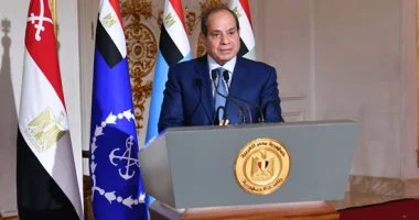 الرئيس السيسى: أقول للداخل لا تقلقوا.. وعلى الحكومة دراسة كل الاحتمالات والسيناريوهات