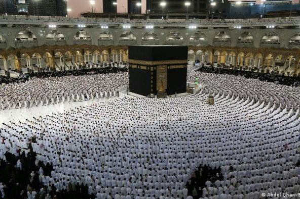 السودان يفرض مبلغ ضخم للتقديم لـالحج020 السودان يفرض مبلغ ضخم للتقديم لـالحج