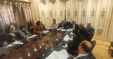 بحد أدنى 150 جنيها.. قوى النواب توافق على العلاوة الدورية للعاملين بالدولة020 بحد أدنى 150 جنيها.. قوى النواب توافق على العلاوة الدورية للعاملين بالدولة