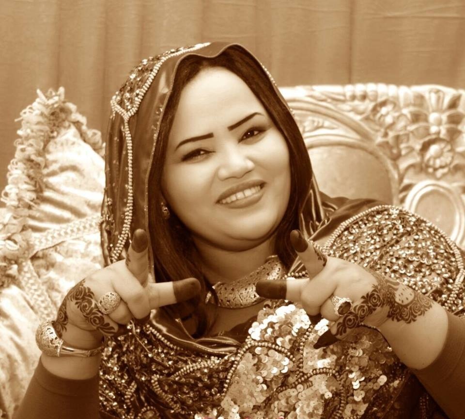 شاهد بالفيديو.. الفنانة حرم النور تصدر أغنية جديدة تغني فيها للاعبي المنتخب السوداني صقور الجديان020 شاهد بالفيديو.. الفنانة حرم النور تصدر أغنية جديدة تغني فيها للاعبي المنتخب السوداني صقور الجديان
