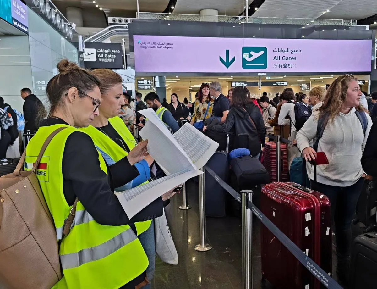 إجلاء 150 فرنسيا من الخليج إلى بلادهم عبر السعودية