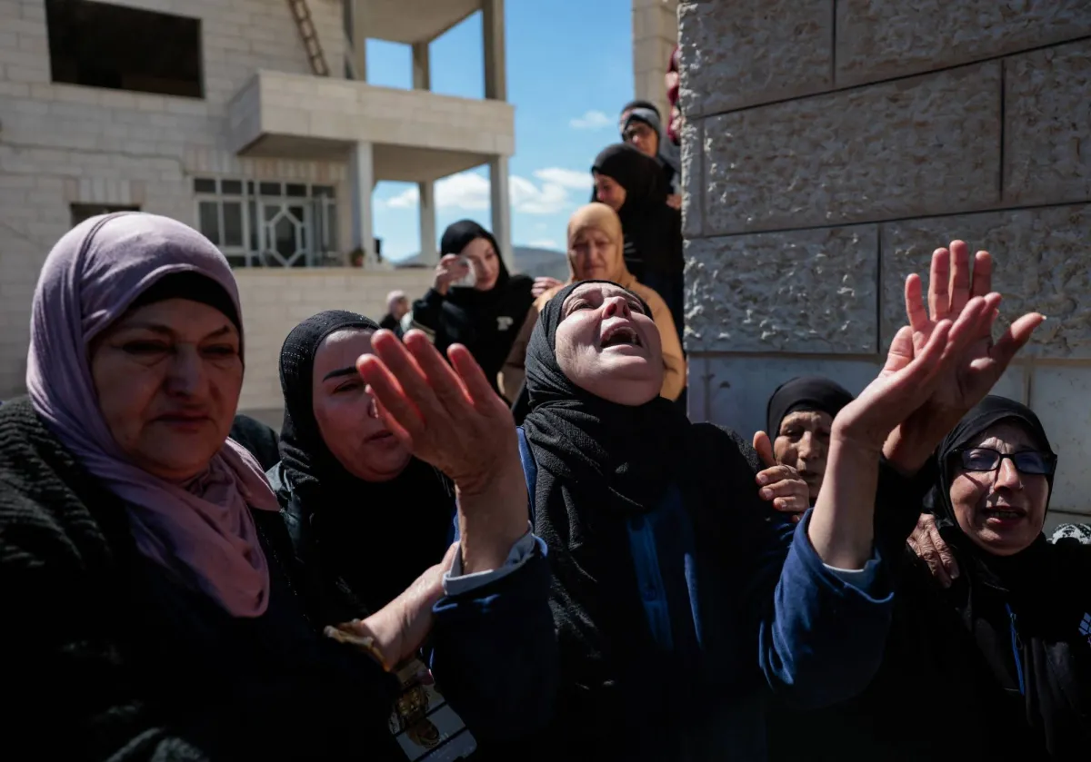 مقتل 4 أفراد من عائلة واحدة في الضفة الغربية بنيران الجيش الإسرائيلي