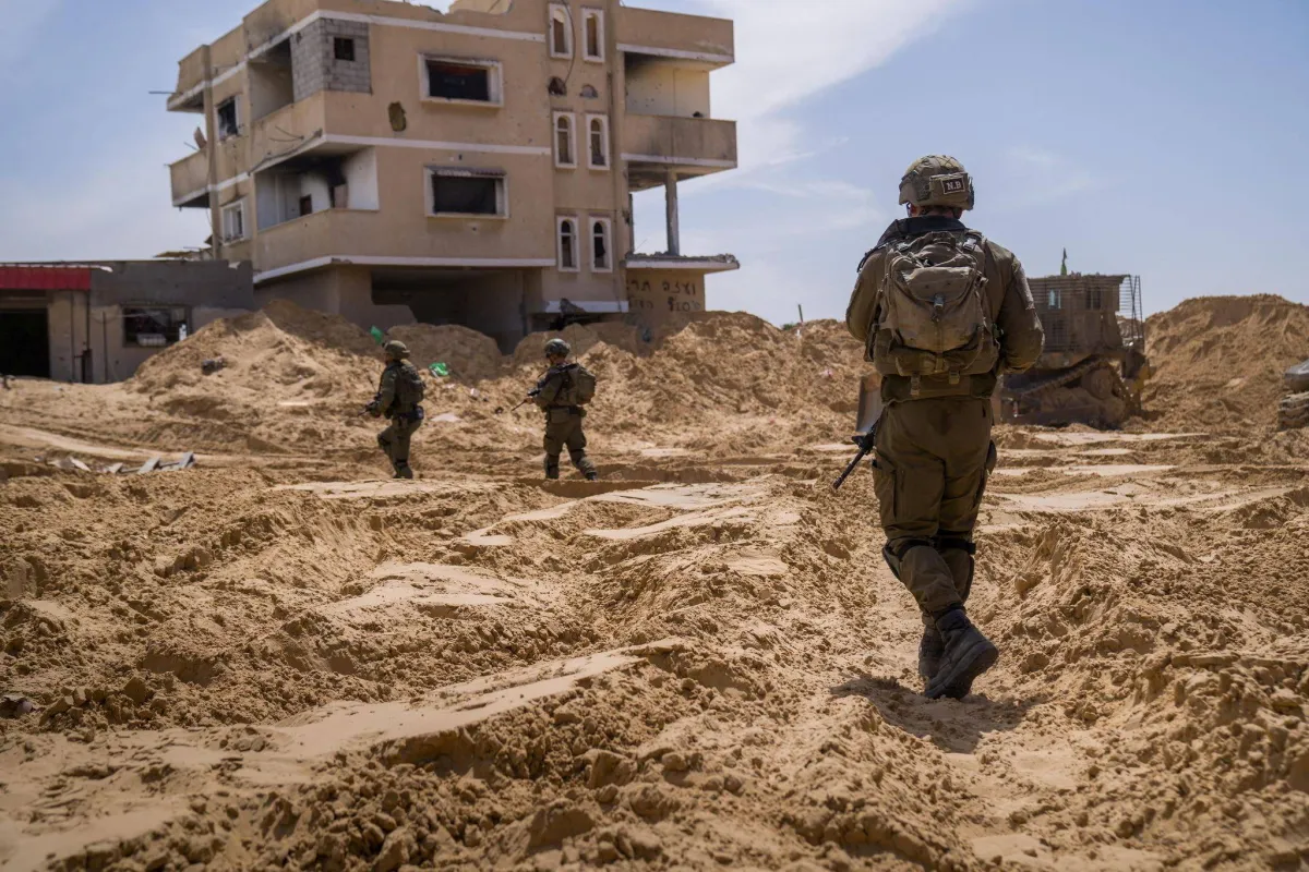 الجيش الإسرائيلي يؤكد مقتل جندي وإصابة آخر في المعارك بشمال قطاع غزة020 الجيش الإسرائيلي يؤكد مقتل جندي وإصابة آخر في المعارك بشمال قطاع غزة