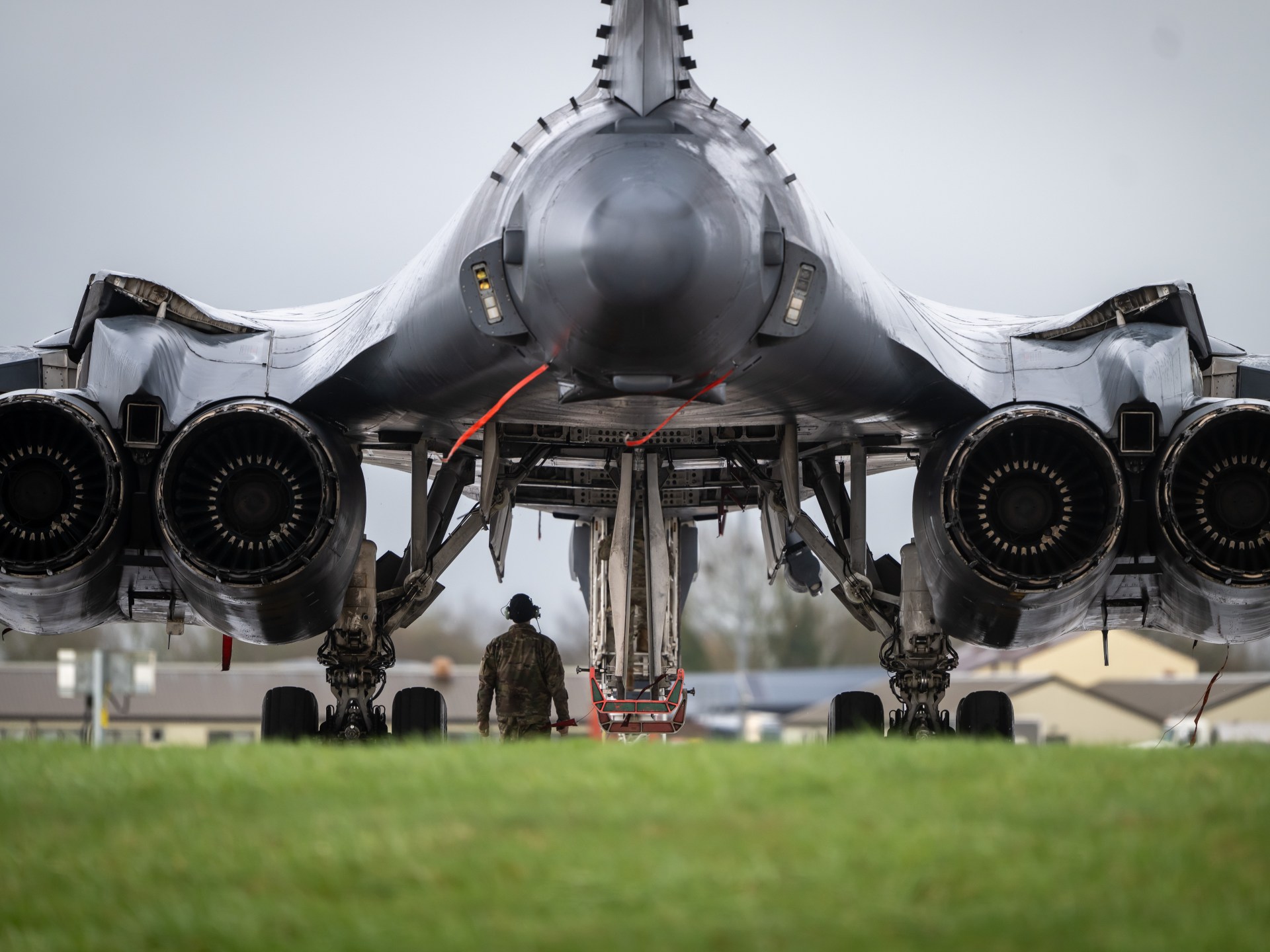 الحرب على إيران مباشر.. حزب الله يكثف هجماته وإيران تنفي طلبها وقف إطلاق النار