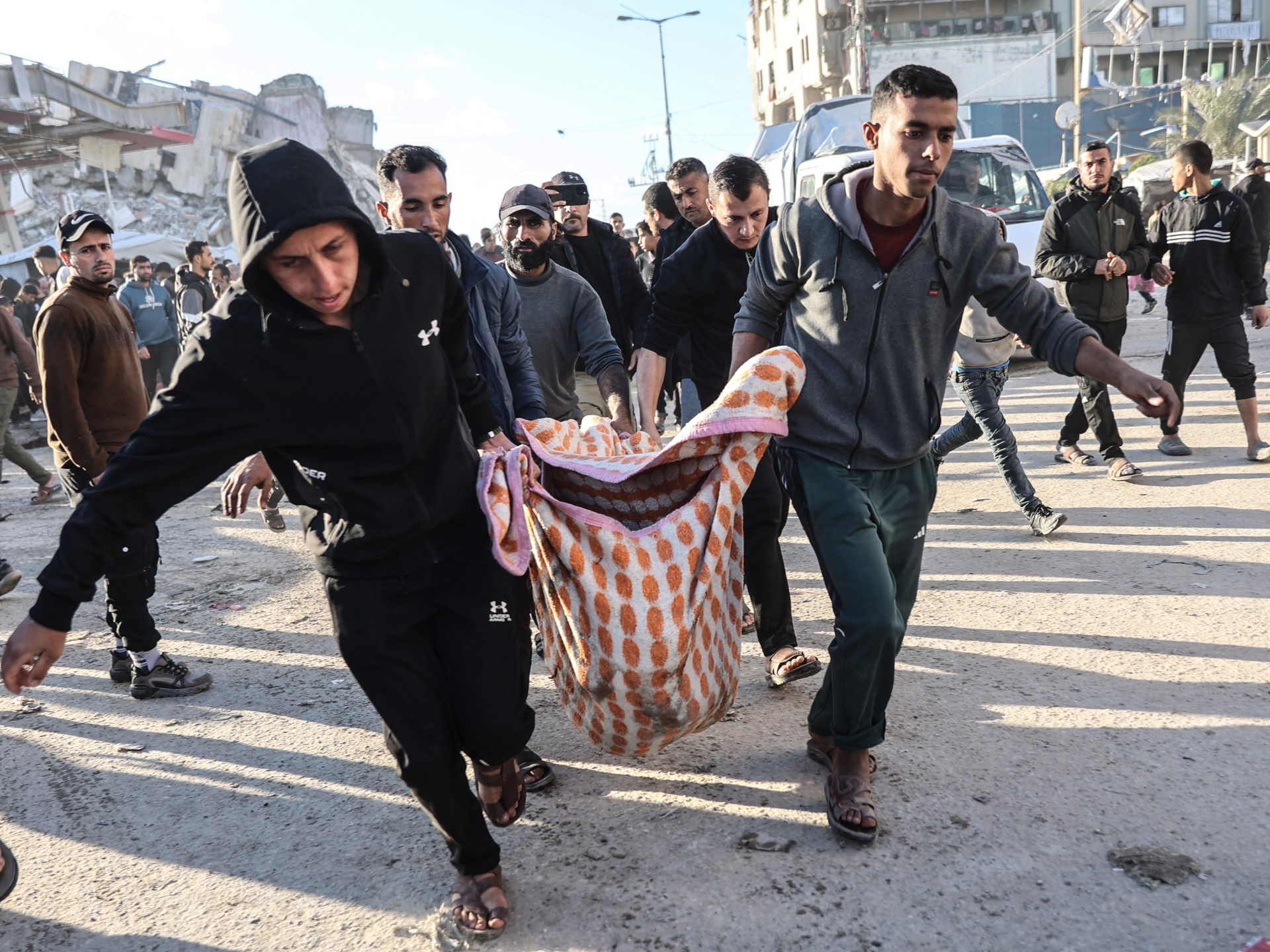 7 شهداء بغزة خلال 24 ساعة واستمرار المعاناة جراء إغلاق معبر رفح