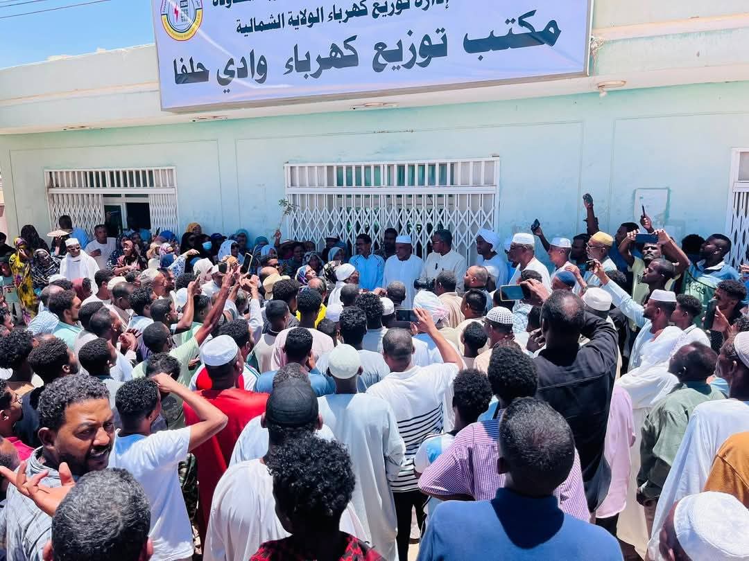وقفات احتجاجية بوادي حلفا رفضا لبرمجة قطوعات الكهرباء020 وقفات احتجاجية بوادي حلفا رفضا لبرمجة قطوعات الكهرباء