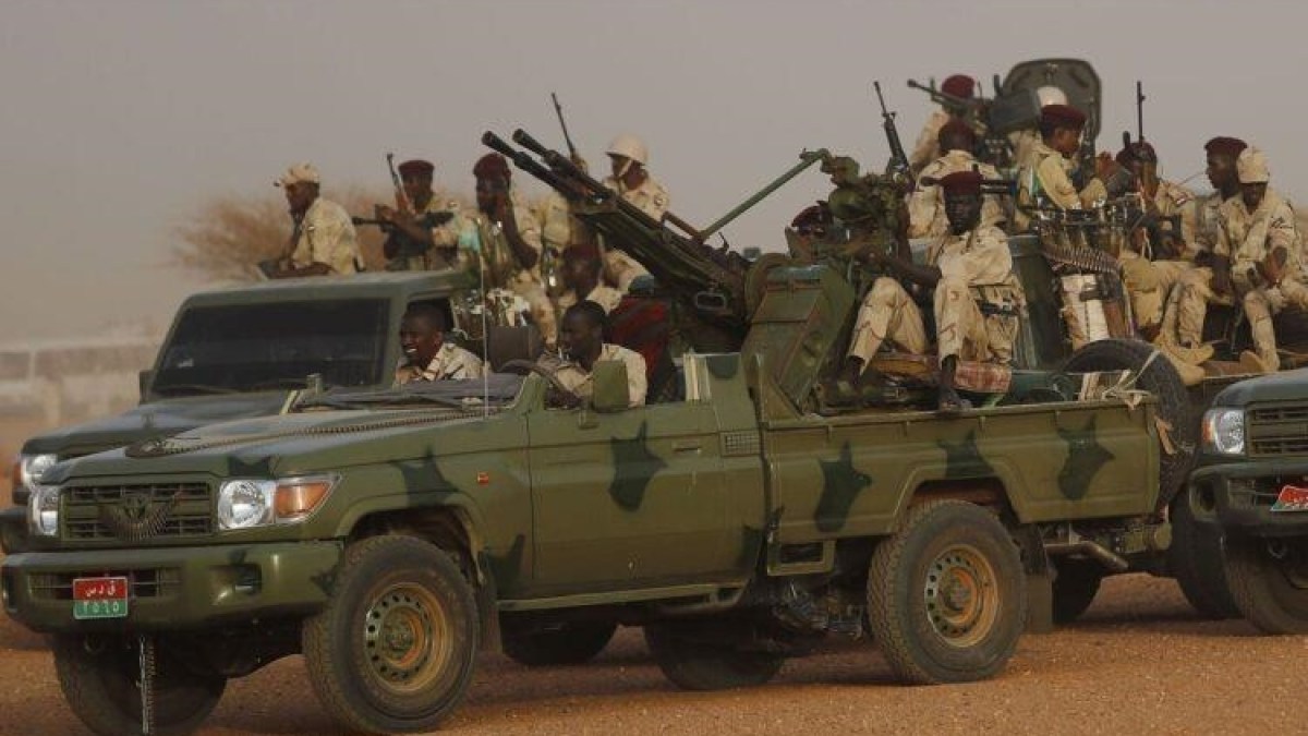 الجيش السوداني يستعيد السيطرة على العطرون الإستراتيجية بشمال دارفور020 الجيش السوداني يستعيد السيطرة على العطرون الإستراتيجية بشمال دارفور
